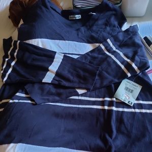 Women 2xl long sleeve sweater